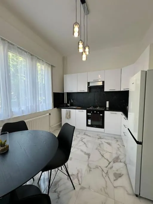 Appartement Avec Jardin Et Jacuzzi - Koekelberg 브뤼셀 아파트